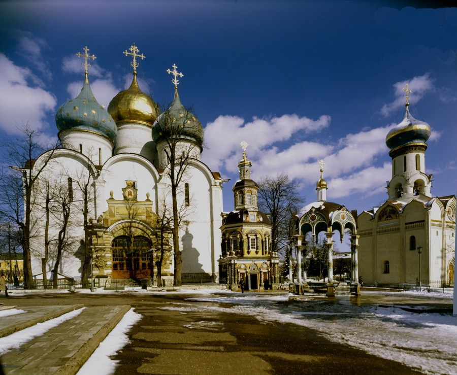 Троице-Сергиева лавра. Успенский собор и Духовская церковь