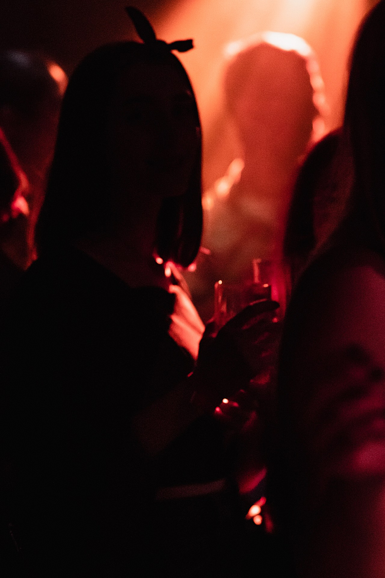 ЦЕНЗУРА БАР. Анастасия Попова — свадебный и репортажный фотограф | Воронеж, Павловск