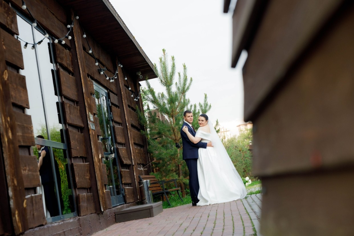 Фотограф Волкодав. Подрядчики и друзья сети свадебных площадок House for wedding