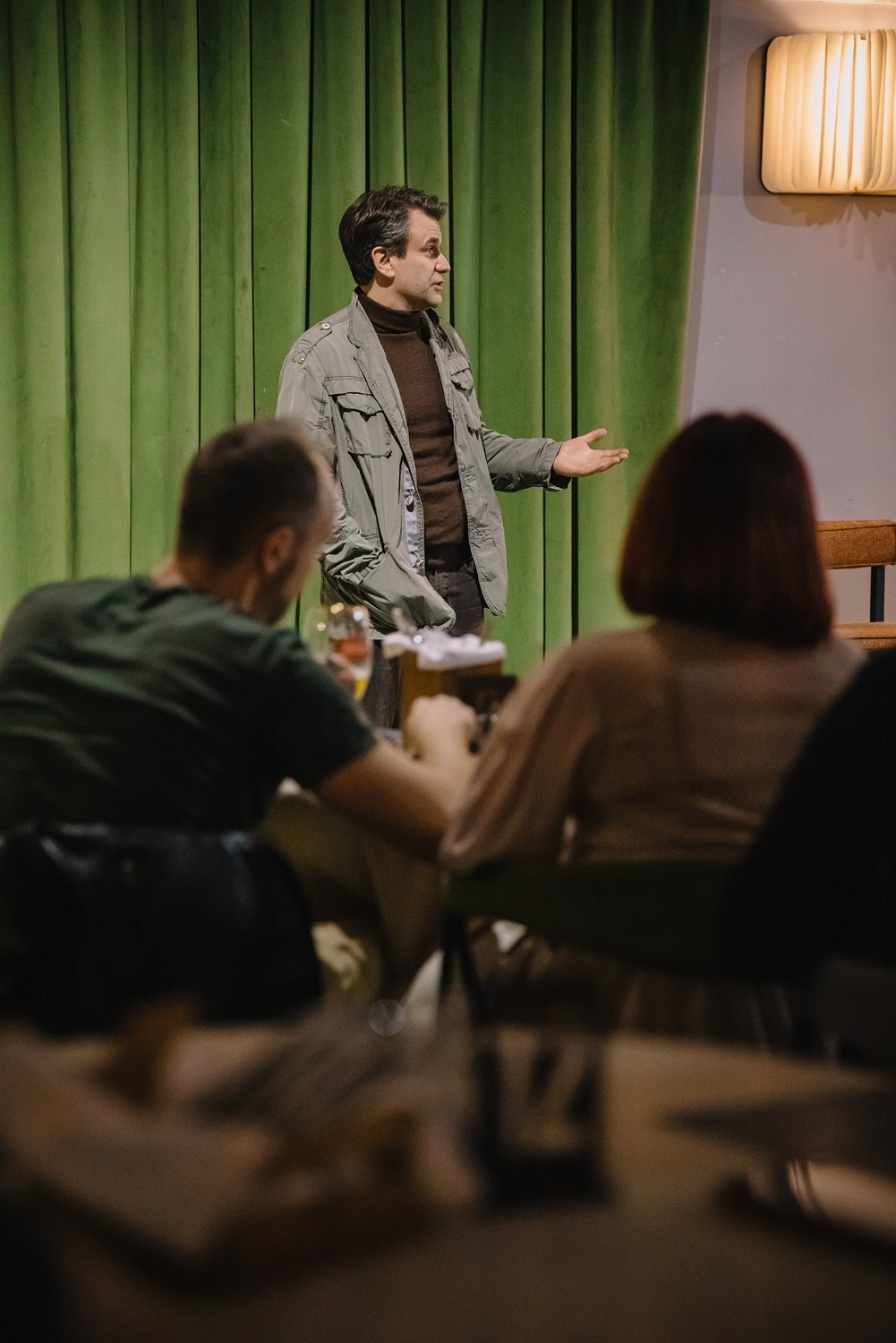 «Истории из чемодана | Довлатов», Леонид Таранов. Фотограф Михаил Ряховский