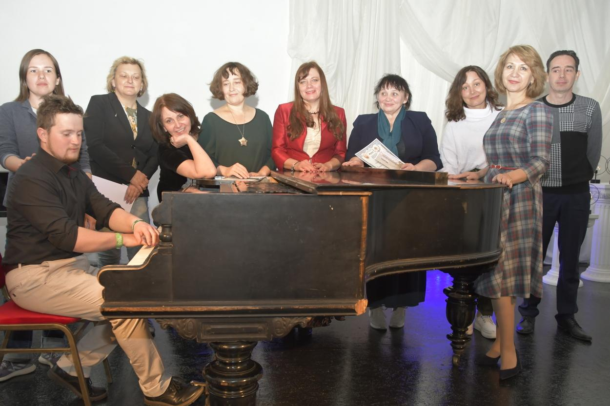 «ПитерКот» ежегодная выставка работ художников. Дом Шрёдера