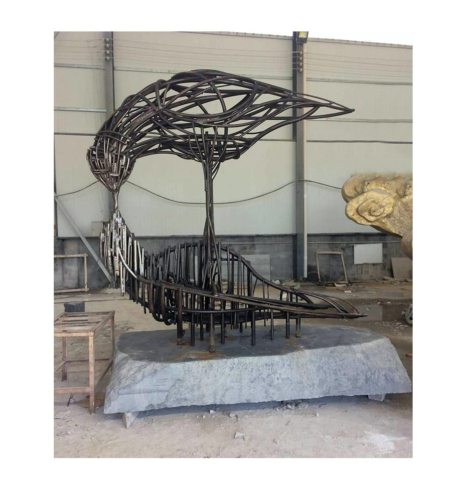 Поцелуй / Китай / Чаньчунь /2017. Художник — скульптор Антонина Фатхуллина