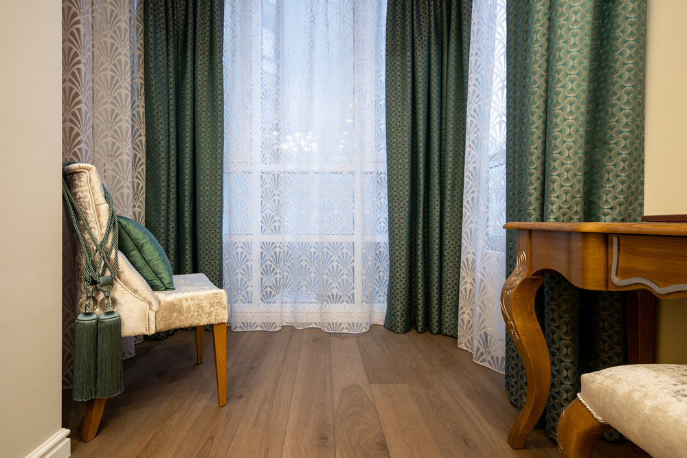 Шторы на заказ в Санкт-Петербурге. Шторы на заказ в СПб. Выезд дизайнера, карнизы, жалюзи и рулонные шторы