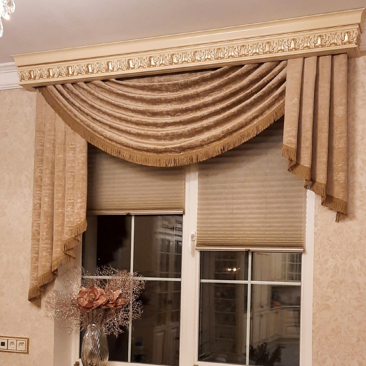 Шторы классика заказать СПб. Шторы на заказ в СПб. Выезд дизайнера, карнизы, жалюзи и рулонные шторы