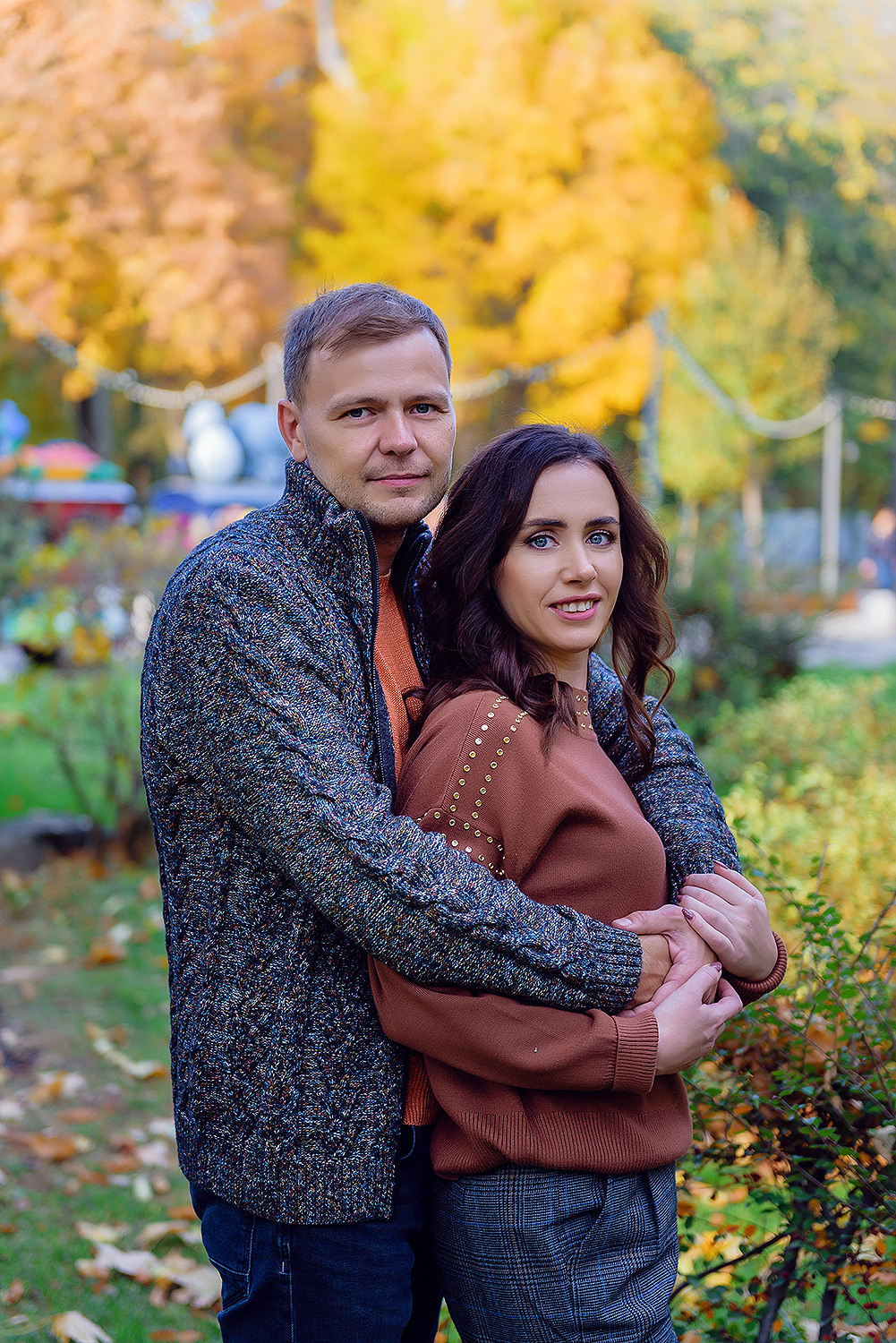 Семейная прогулка в парке. Фотограф Ростов-на-Дону Белла Керимова