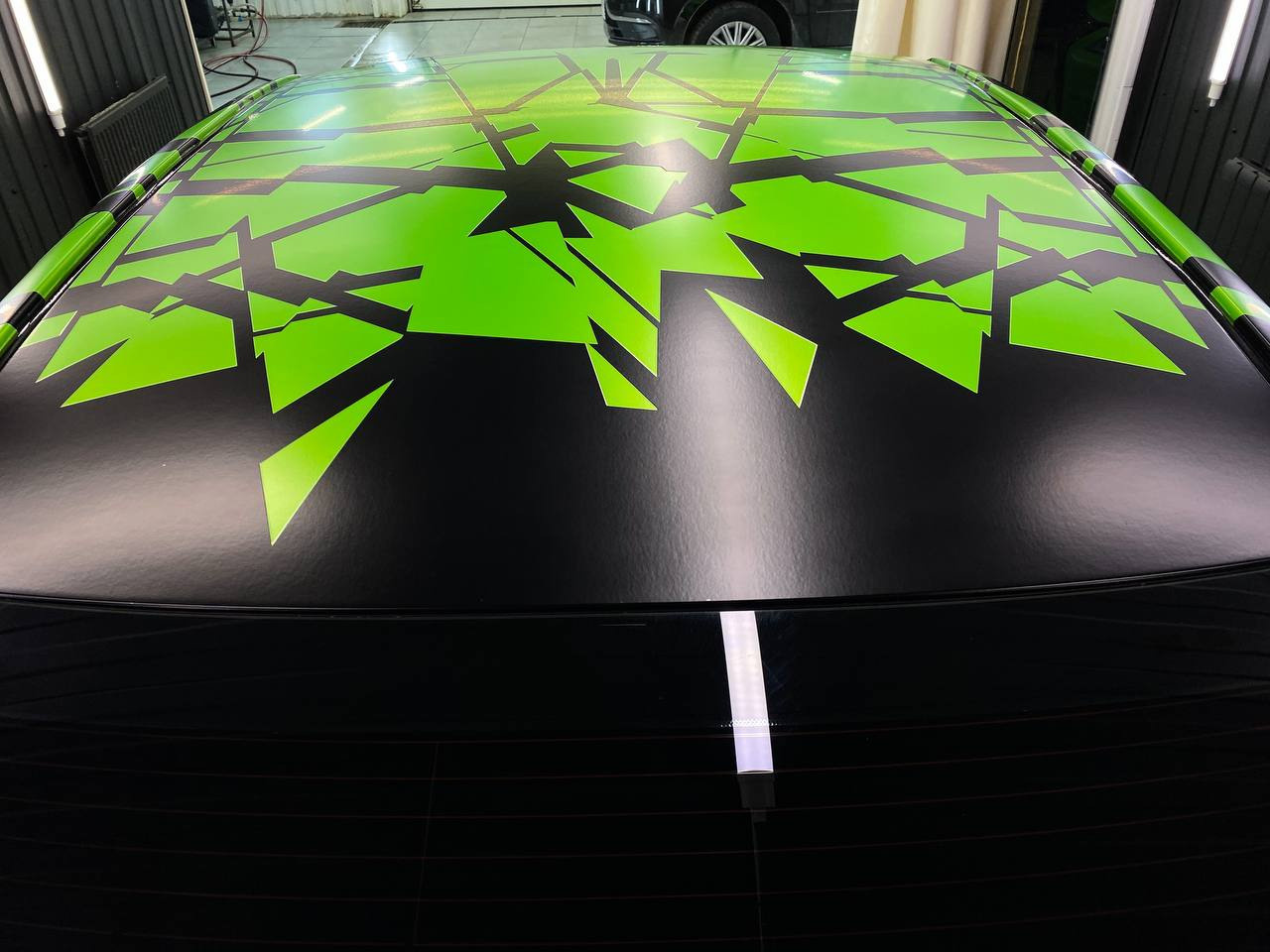 Винилография на Lexus IS 250. Студия дизайна и оклейки авто Barmaley Design