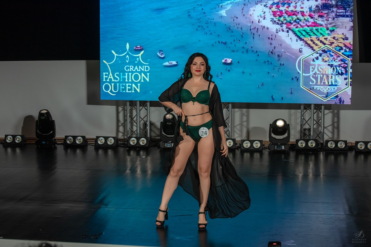 GrandFashionShow2024. Семейный и коммерческий фотограф в Сочи Александр Бодунов