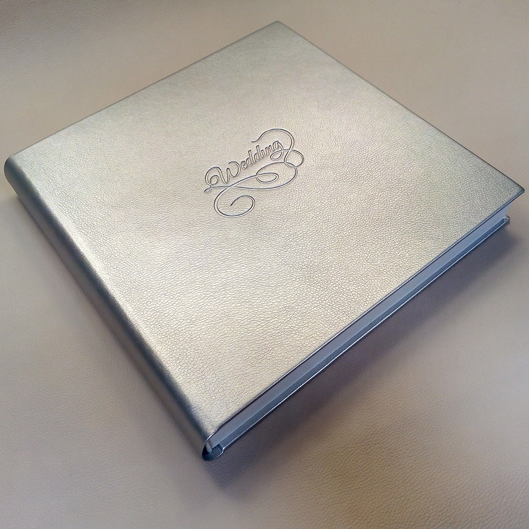 Фотокнига «Экокожа». Душевный фотограф в Санкт-Петербурге. Свадебные и семейные фотосессии