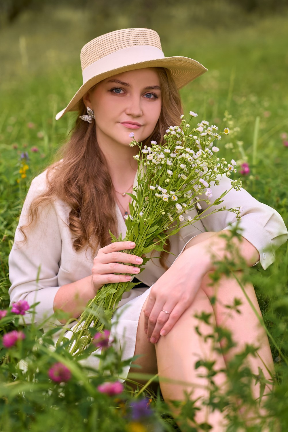 Съемка Анастасии в люпиновом поле. Фотограф Светлана Боровикова в Домодедове