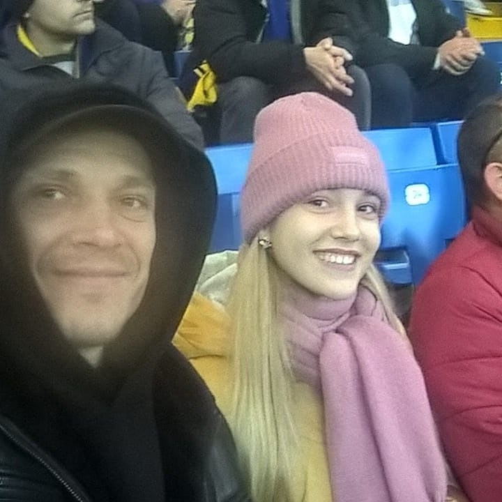 Самые громкие болельщики на стадионе: наши дети кричат «Вперёд, Ростов!» 💛💙⚽