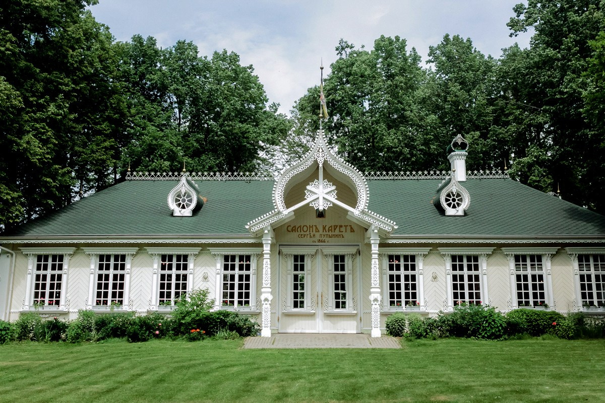 Евгения + Ники (Под дождем). Свадебные и портретный фотограф — Кирилл Зорин