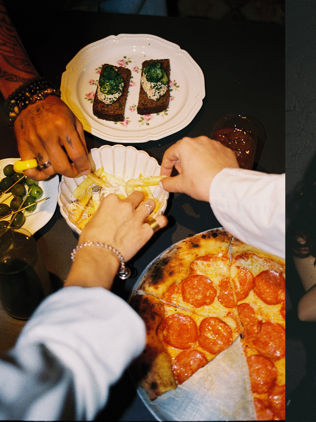 <PODS>. Плёночный фотограф Москва, Саша Звук