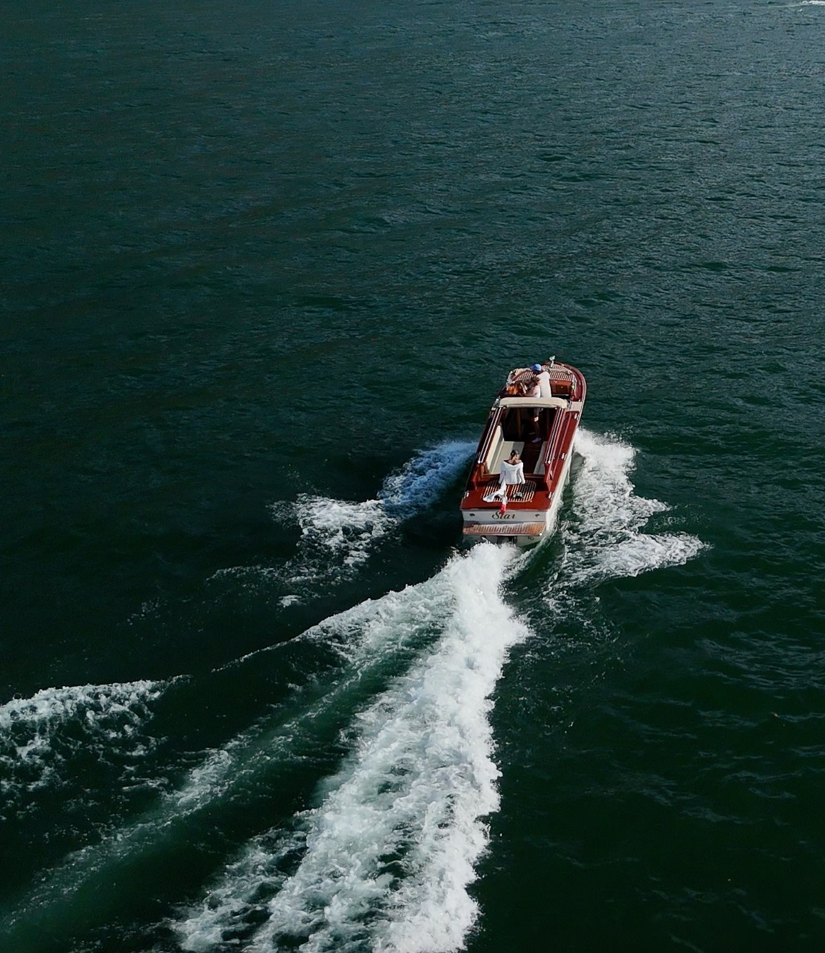 Alexis. Maria Anistratova | Destination Photographer, Videographer & Drone Pilot — Lake Como