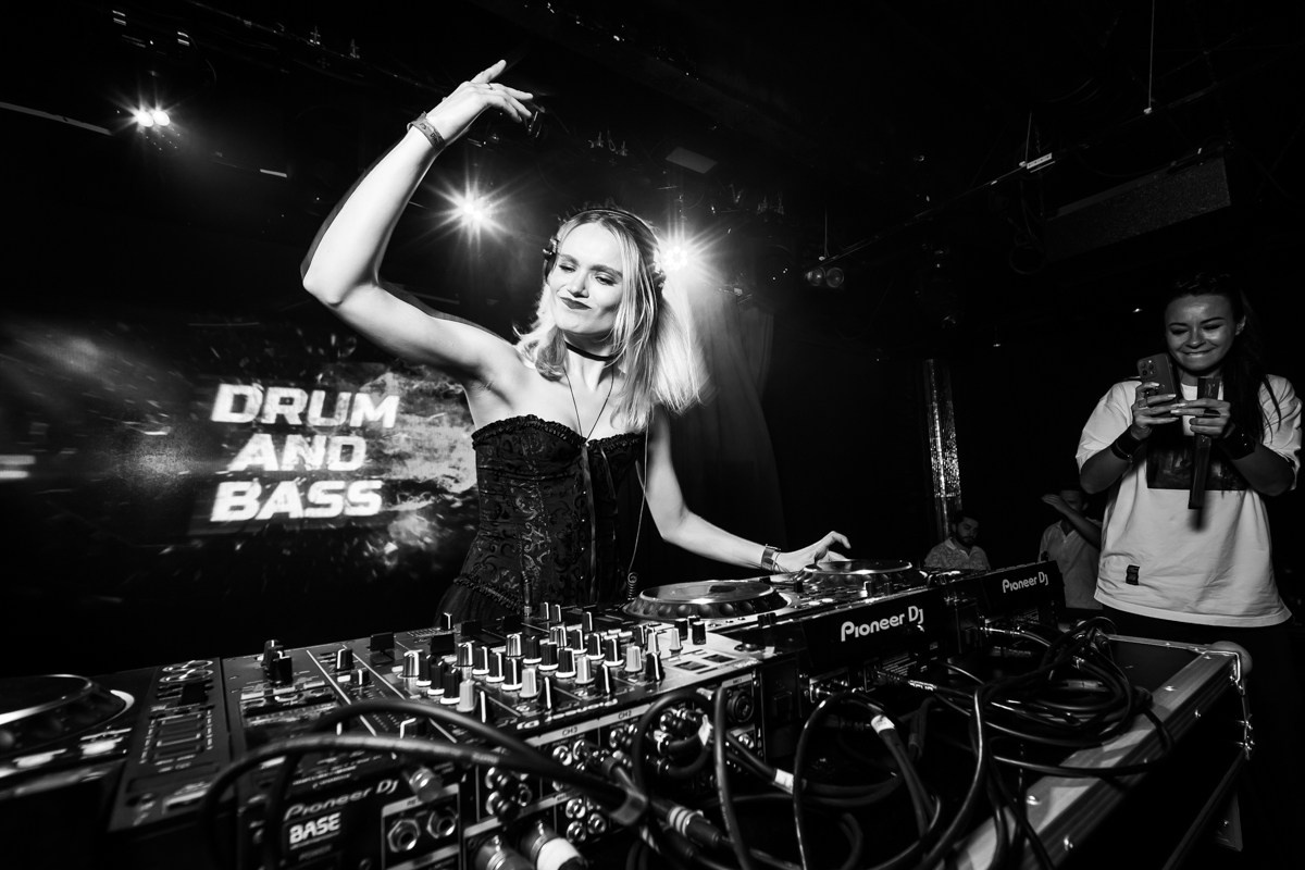 Вечеринка «DRUM&BASS» в Клубе «16 Тонн». Фотограф Москва