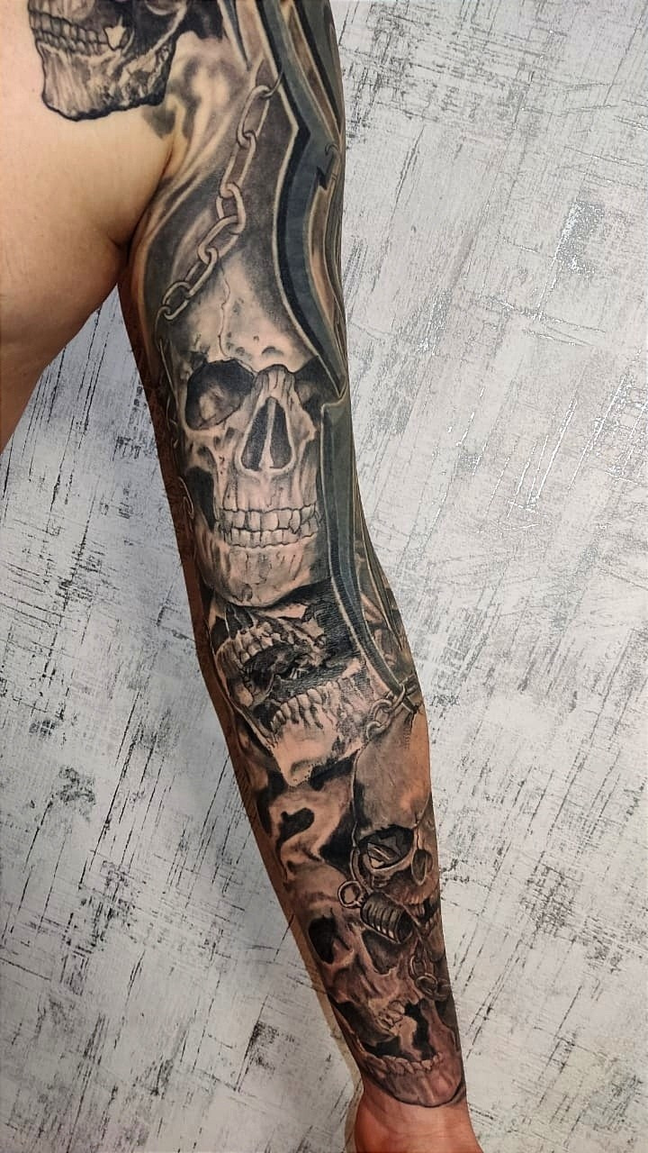 Тату. Яр Панов Арт.Картины, татуировки, роспись стен и одежды в Москве