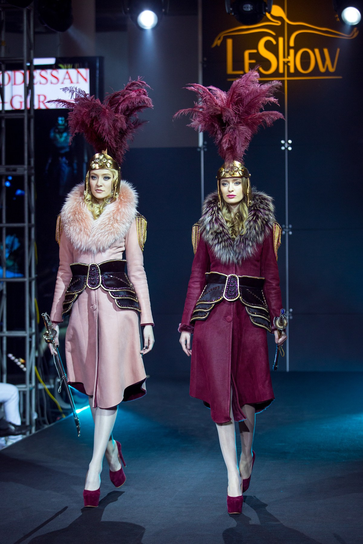 Модный показ LeShow, Москва, 2014. Портретные фотографы в Москве — Анна и Алексей Бородины