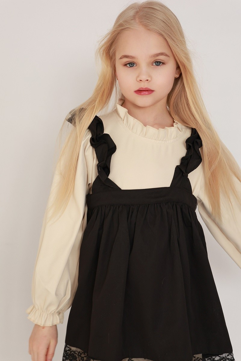 Валерия Анастасина. Съёмка одежды для маркетплейсов и брендов Morozova Production