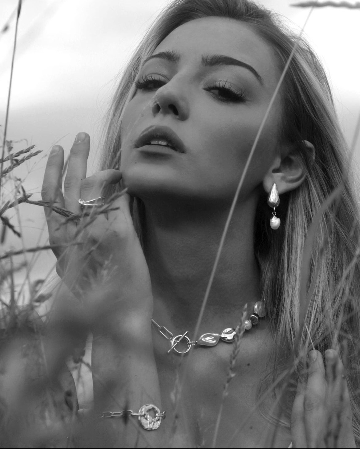 Съемка украшений. Фотограф и видеограф в Санкт-Петербурге