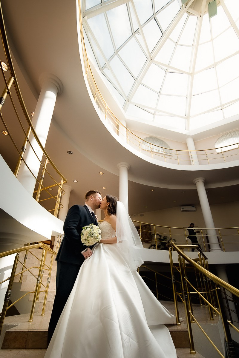 Как получить естественные эмоции на свадебной съёмке: минимальная постановка, максимум жизни. Свадебный фотограф — Санкт-Петербург (СПб) Питер