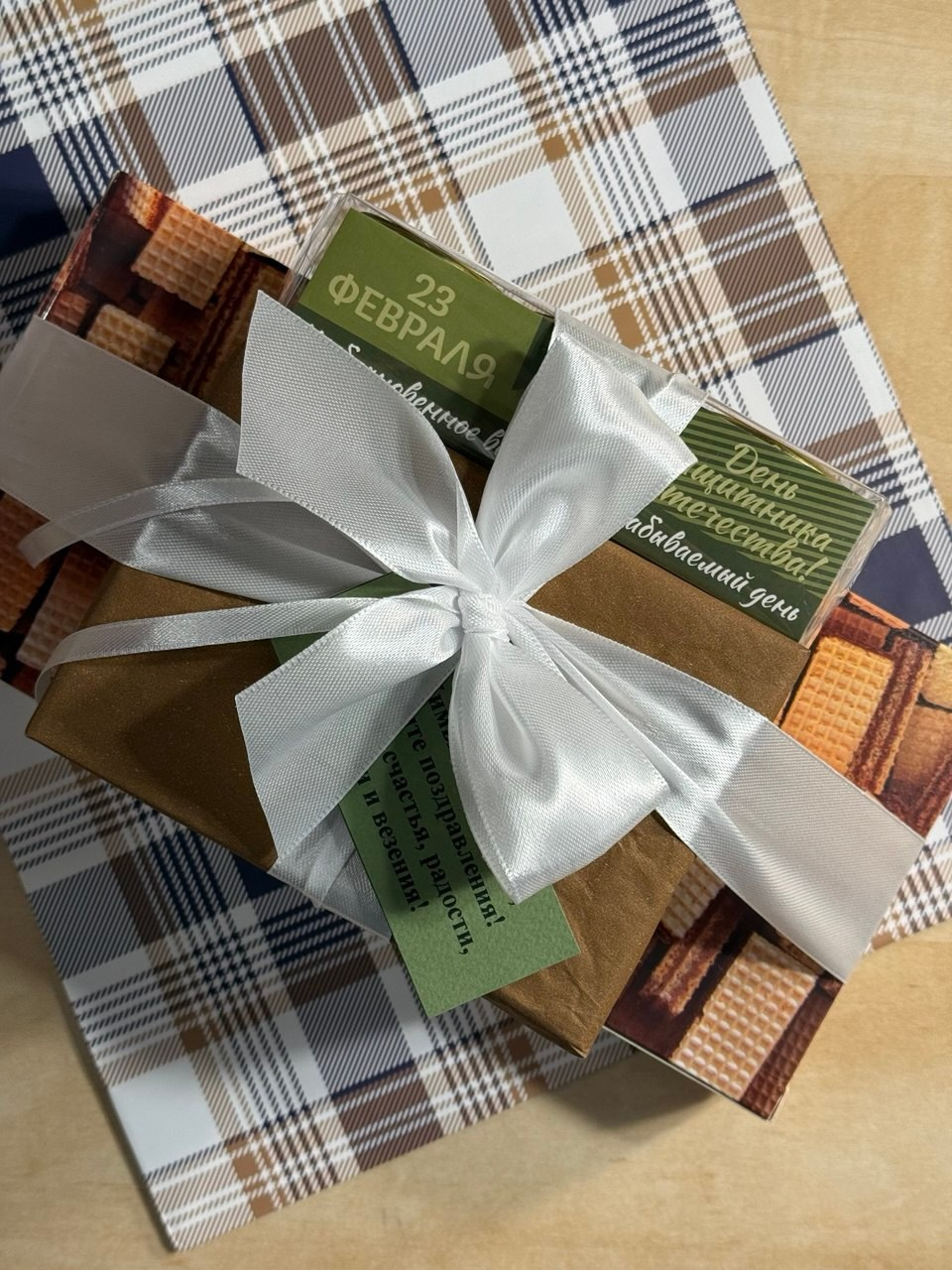 «К 23 февраля». Студия подарочных наборов «Владия»
