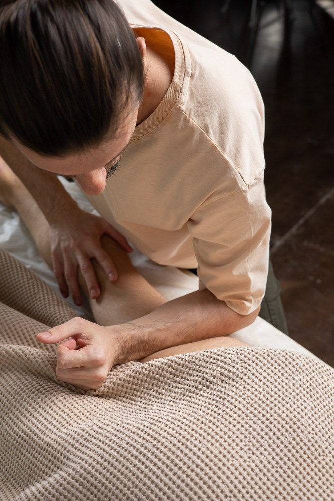 Массаж. Семейный и Свадебный фотограф в Сочи