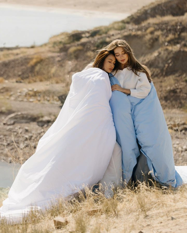 Linge de lit. Fashion and advertising photographer