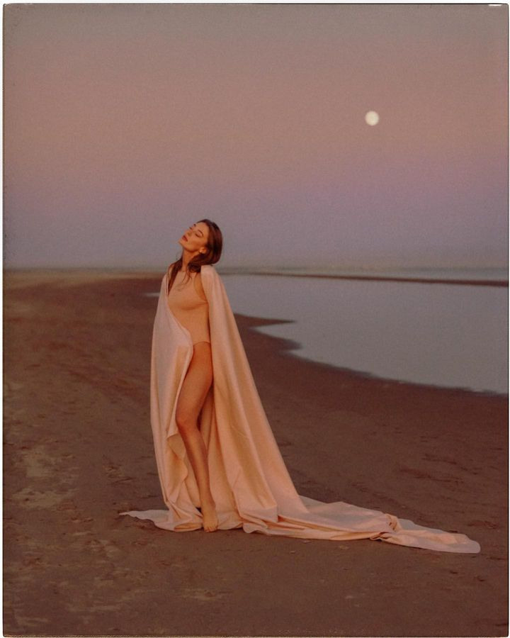 Linge de lit. Fashion and advertising photographer