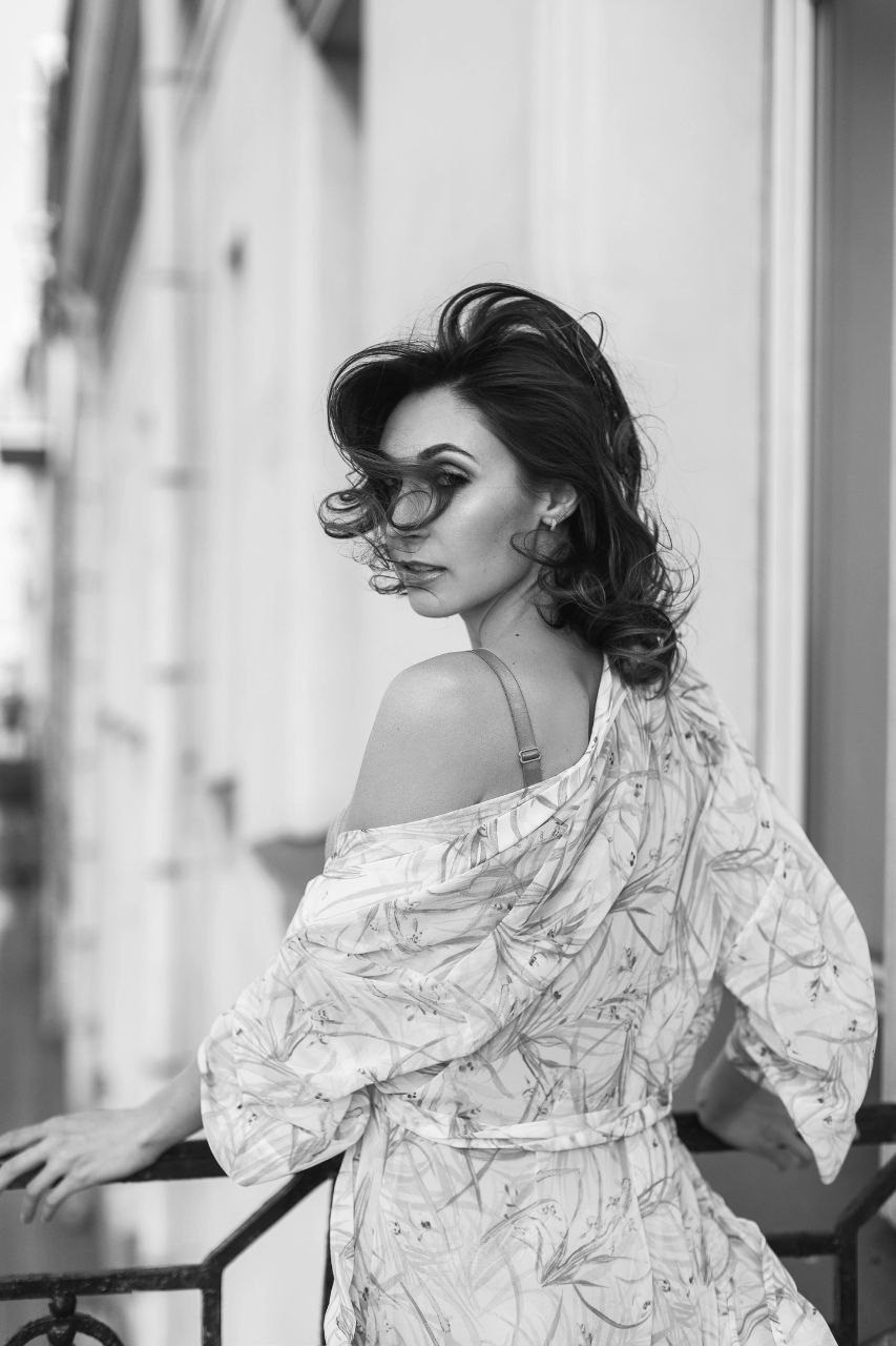 Будуарные и Ню. Женский фотограф в Санк-Петербурге и Москве — фотосессия девушки в студии, портрет, фотосъемка