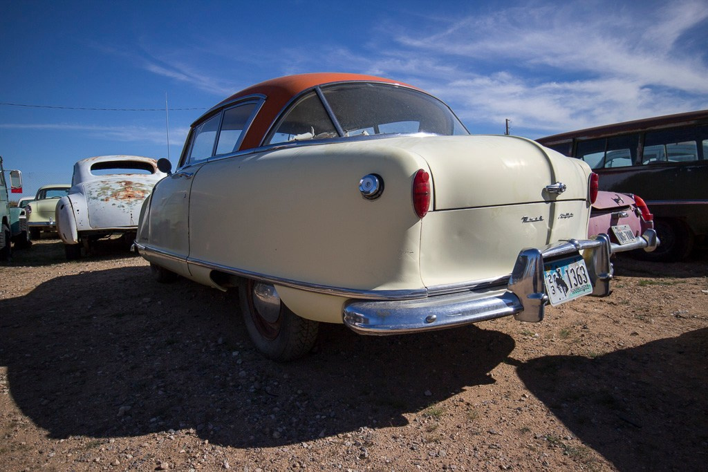 Ретро- авторазборка, США, 2013. Фотограф Василий Буланов