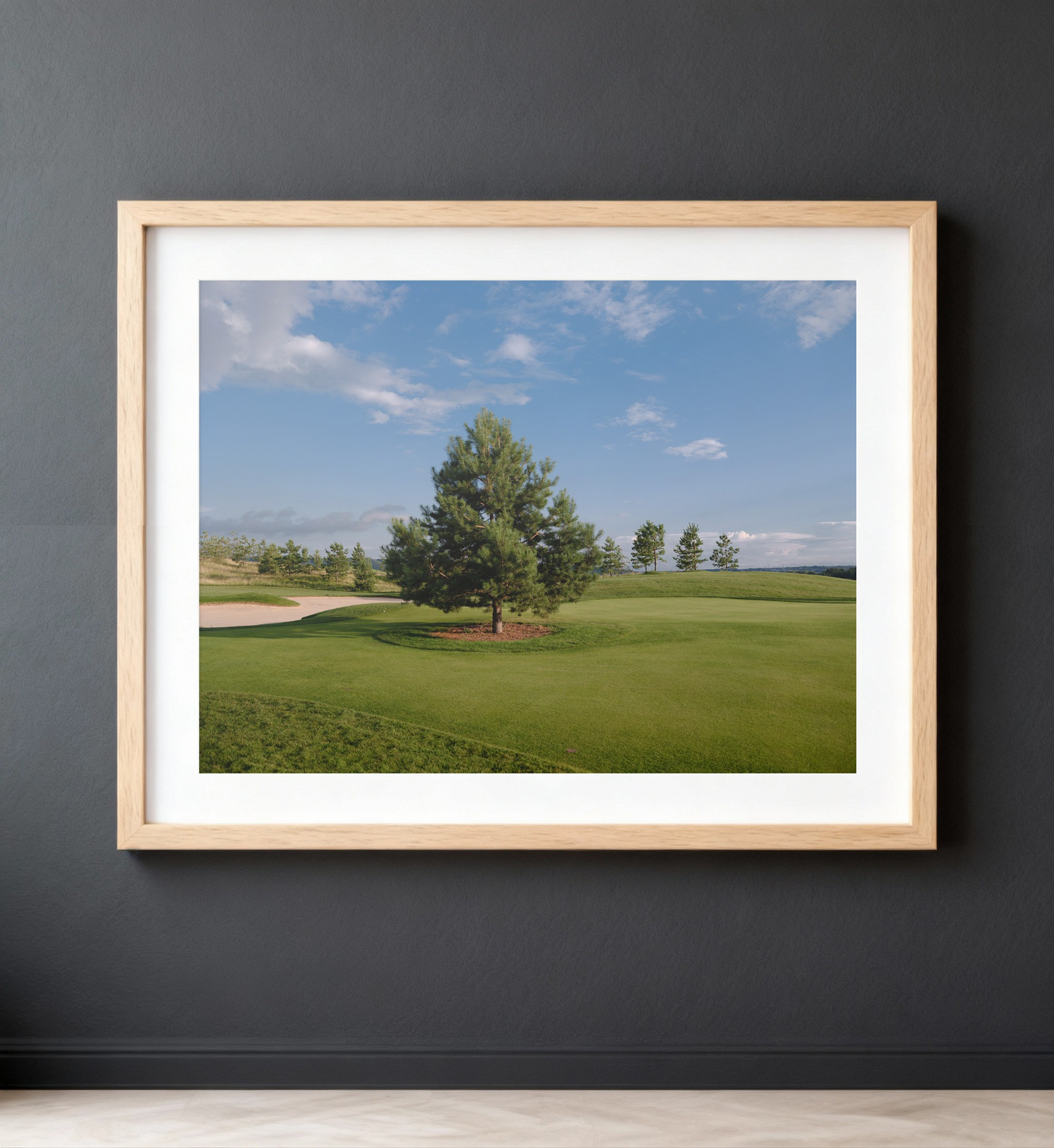 Вдохновляющий путь начинающего коллекционера. Oleg Samoilov is a documentary photographer for brands that value an honest story