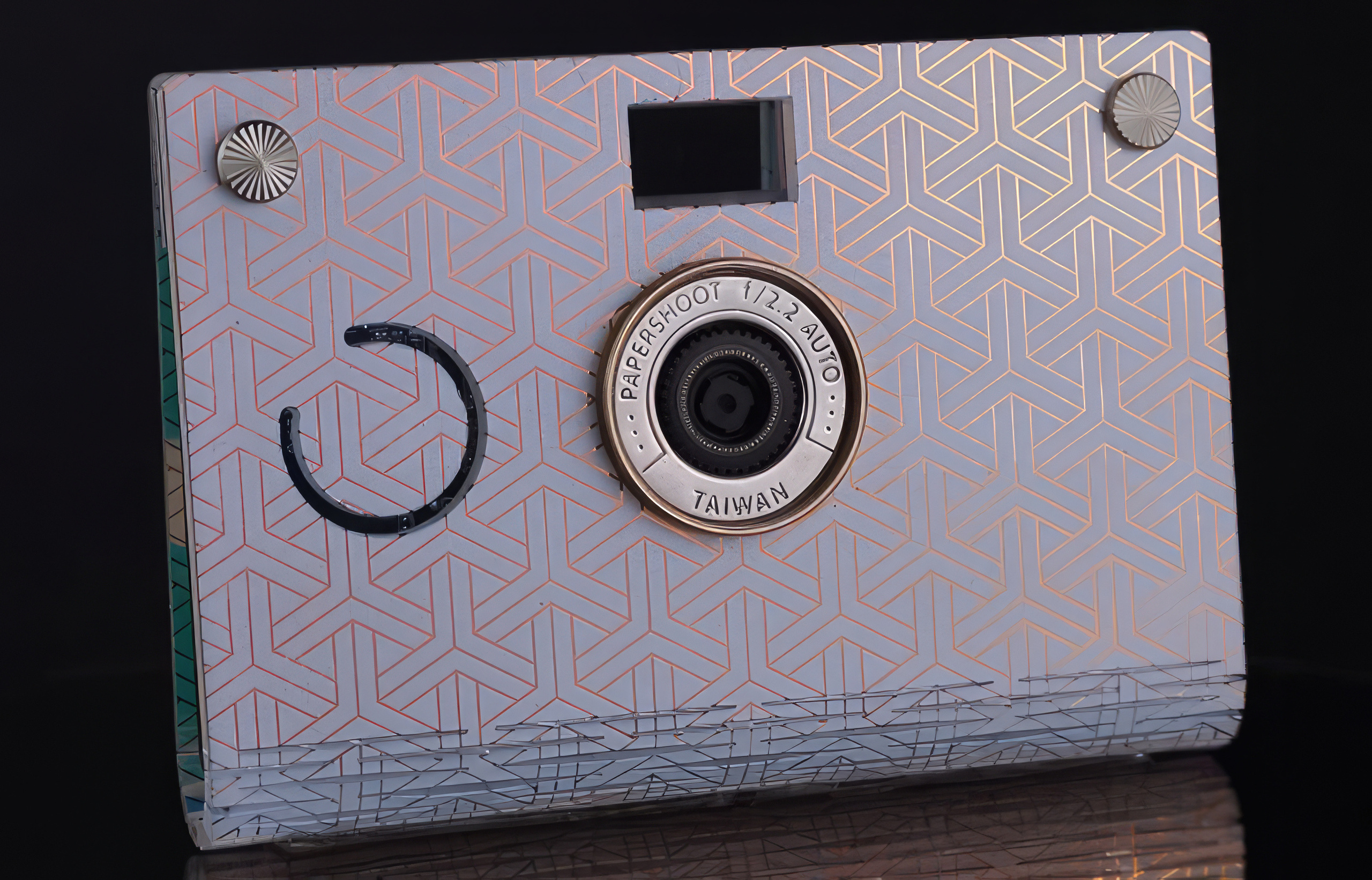 Великолепный дизайн «Диско» в цифровой камере «PaperShoot». Фотограф — видеограф в Москве Дмитрий Менделеев