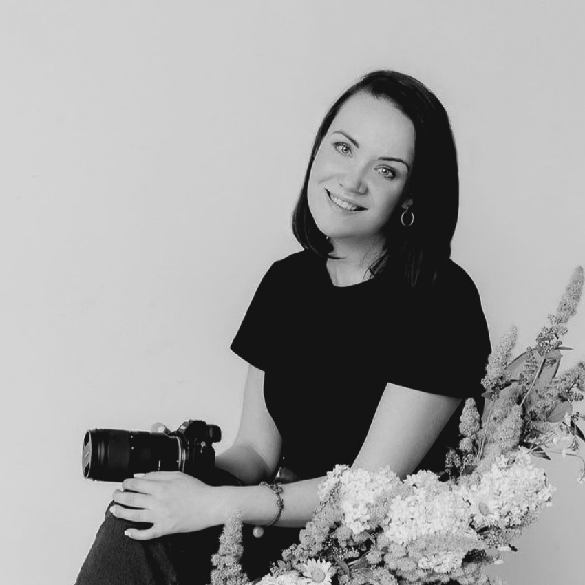 ОТЗЫВЫ. ВИДЕОГРАФ, РЕЖИССЕР — КАТЯ ГУСЕВА