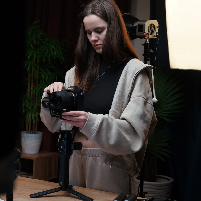 Контакты. Свадебная съемка в СПБ и Мск от 5000/час