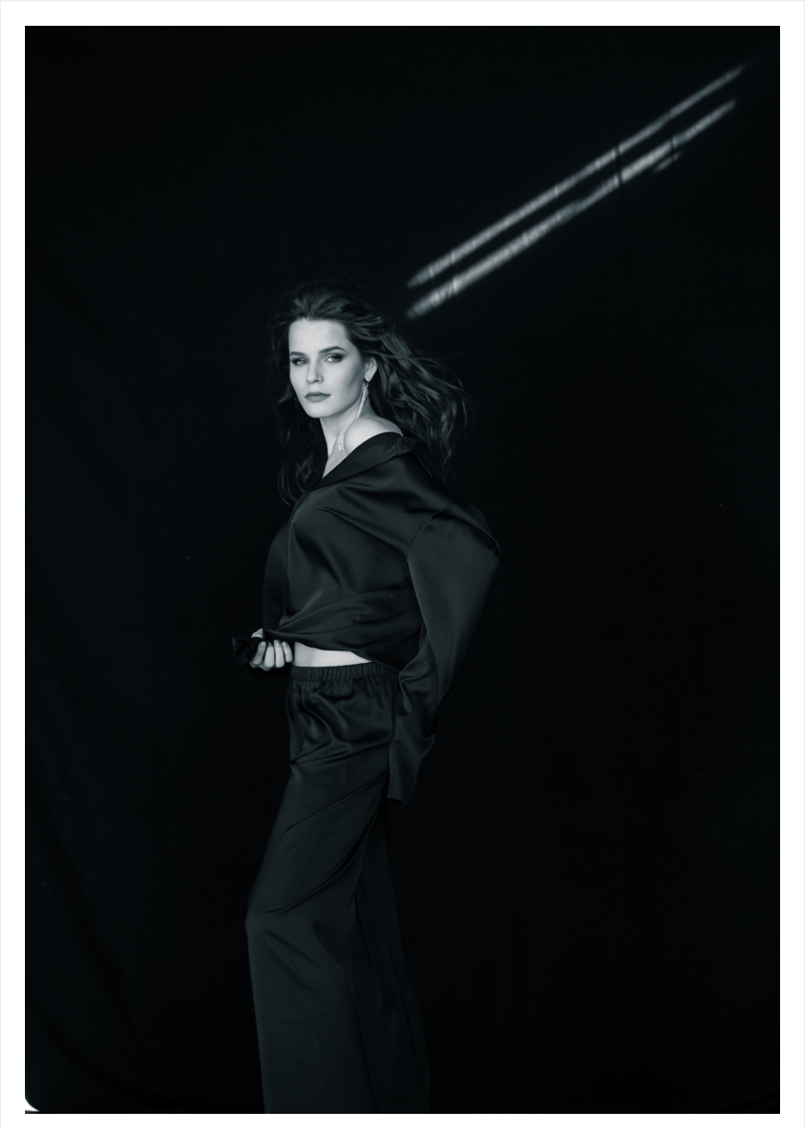 Шатер Линдберга.Публикаци в журнале Beauty mute magazine. Визуальный художник Лиана Даренская, Москва