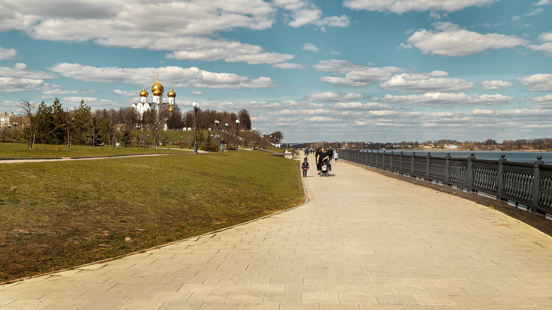 Ярославль: Сокровище Золотого Кольца России. Photographer Vladimir Baksheev