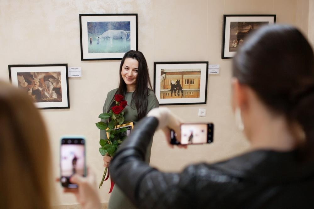 Где лучше проводить персональную выставку?. MFamilia — организация фотовыставок в Петербурге, Москве, Казани