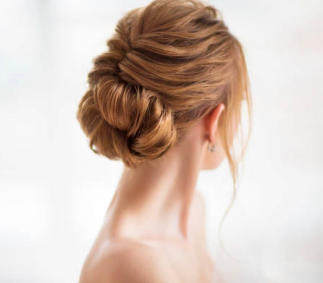 Курсы косоплетения в Томске. Курсы маникюра и наращивания ресниц в Томске