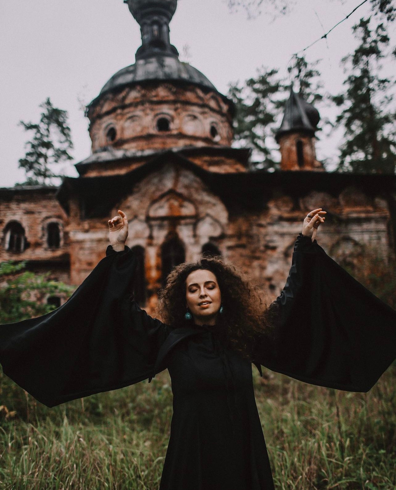 Выездные фотосъёмки на заброшки, карьеры, маяки, водопады и прочее. Тур по Лен.области и Республике Карелии.