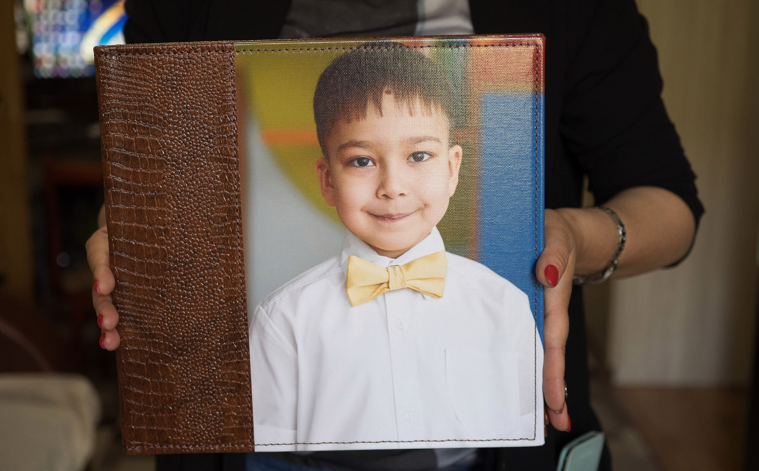 Выпускные альбомы. Студийный, семейный, свадебный, фэшн и ню фотограф в Астрахани, производство выпускных альбомов. Руслан Кондрашин