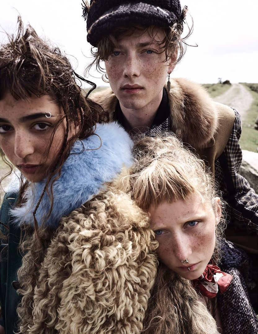 Фотографии знаменитых людей. Выпускные альбомы, фотограф Денис Зимин в городе Ростове-на-Дону