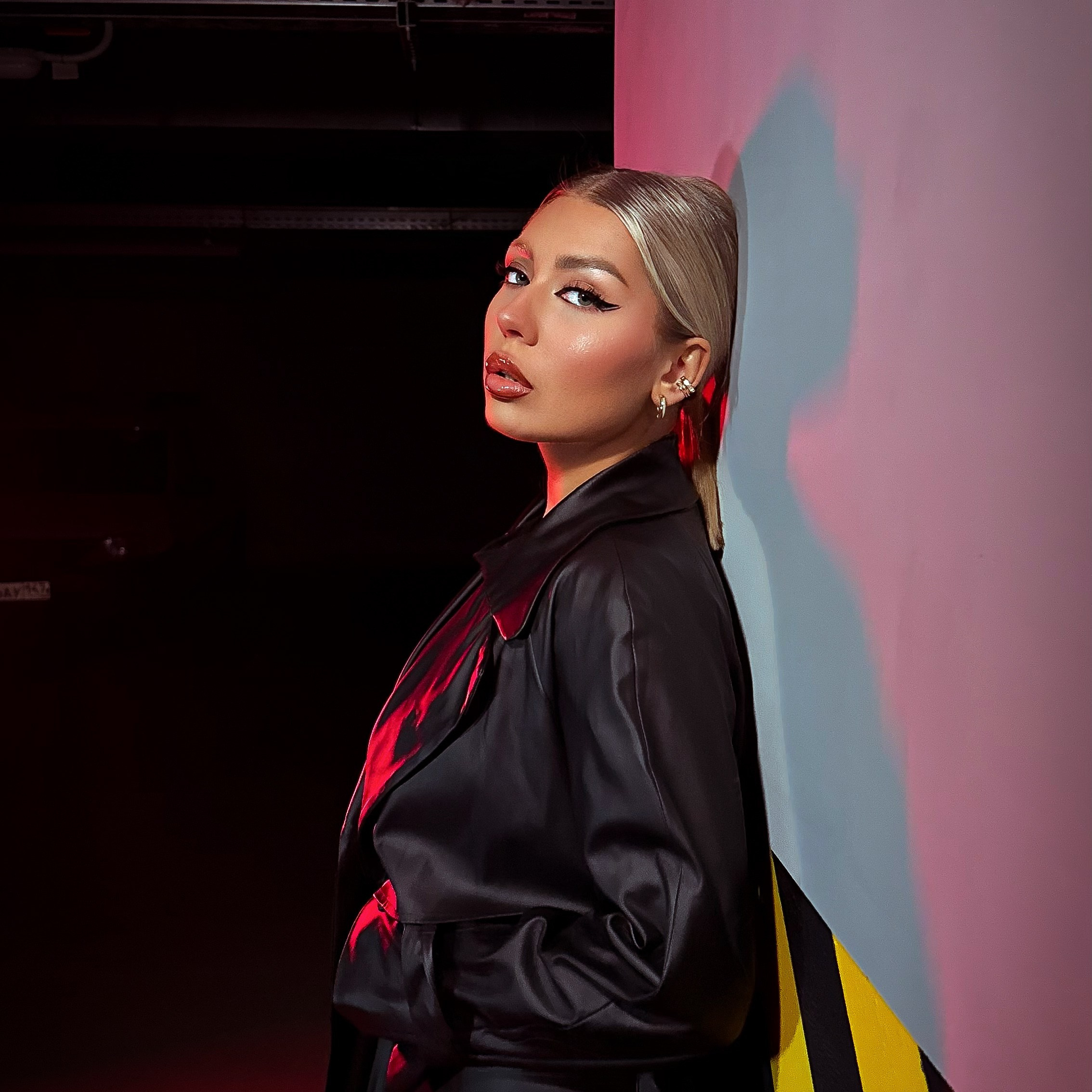 Контакты. Content creator Saint-P