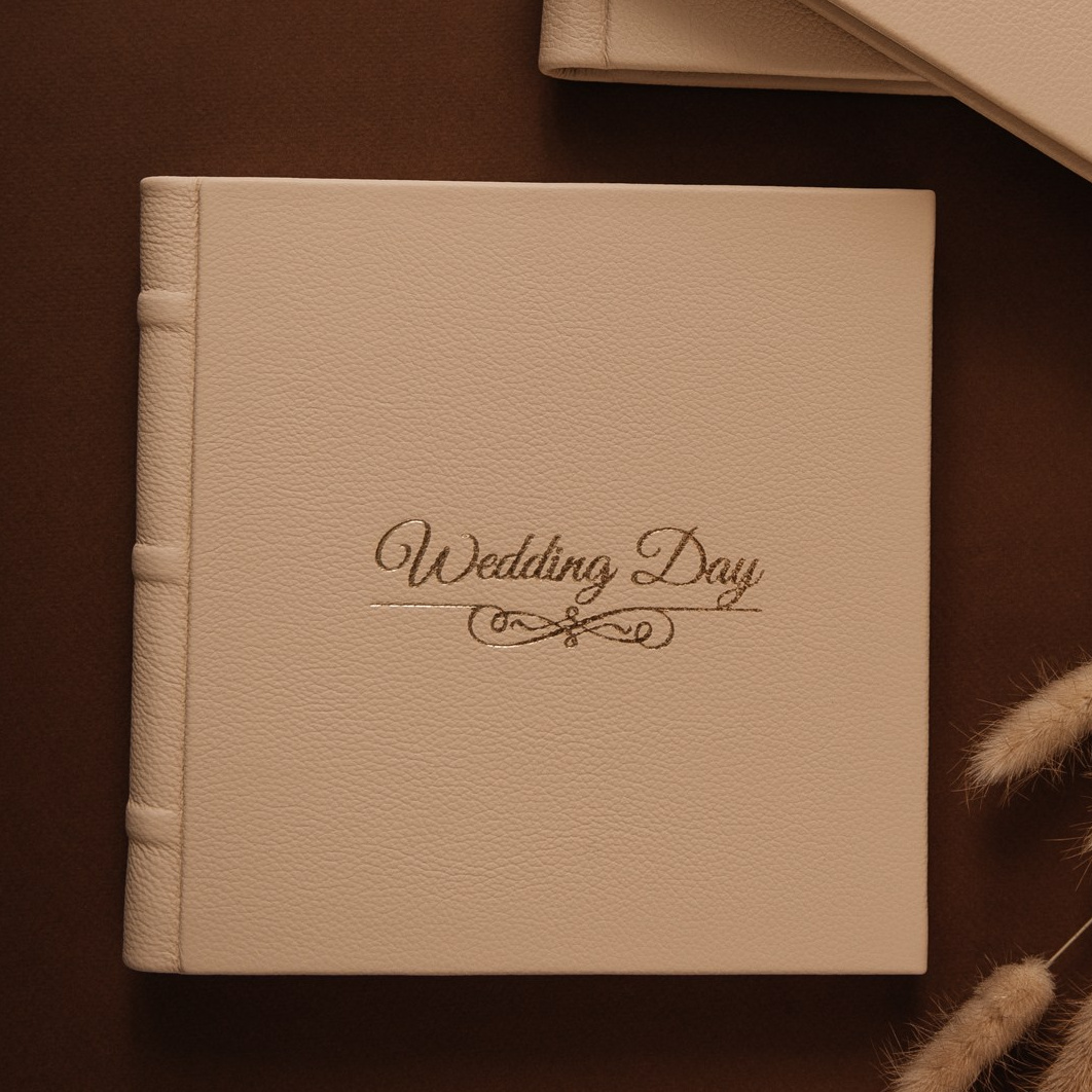 Свадебная фотокнига и семейная фотокнига. Свадебный фотограф в Санкт-Петербурге Венера Ахметова