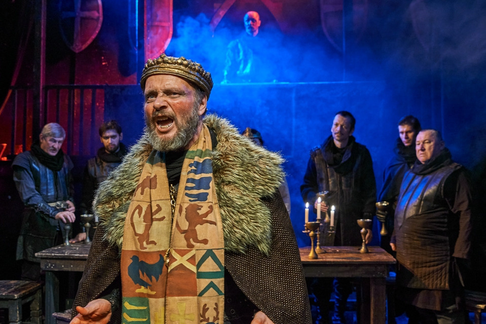 Трон на крови. Журнал о самом особенном. Пермь и Пермский край