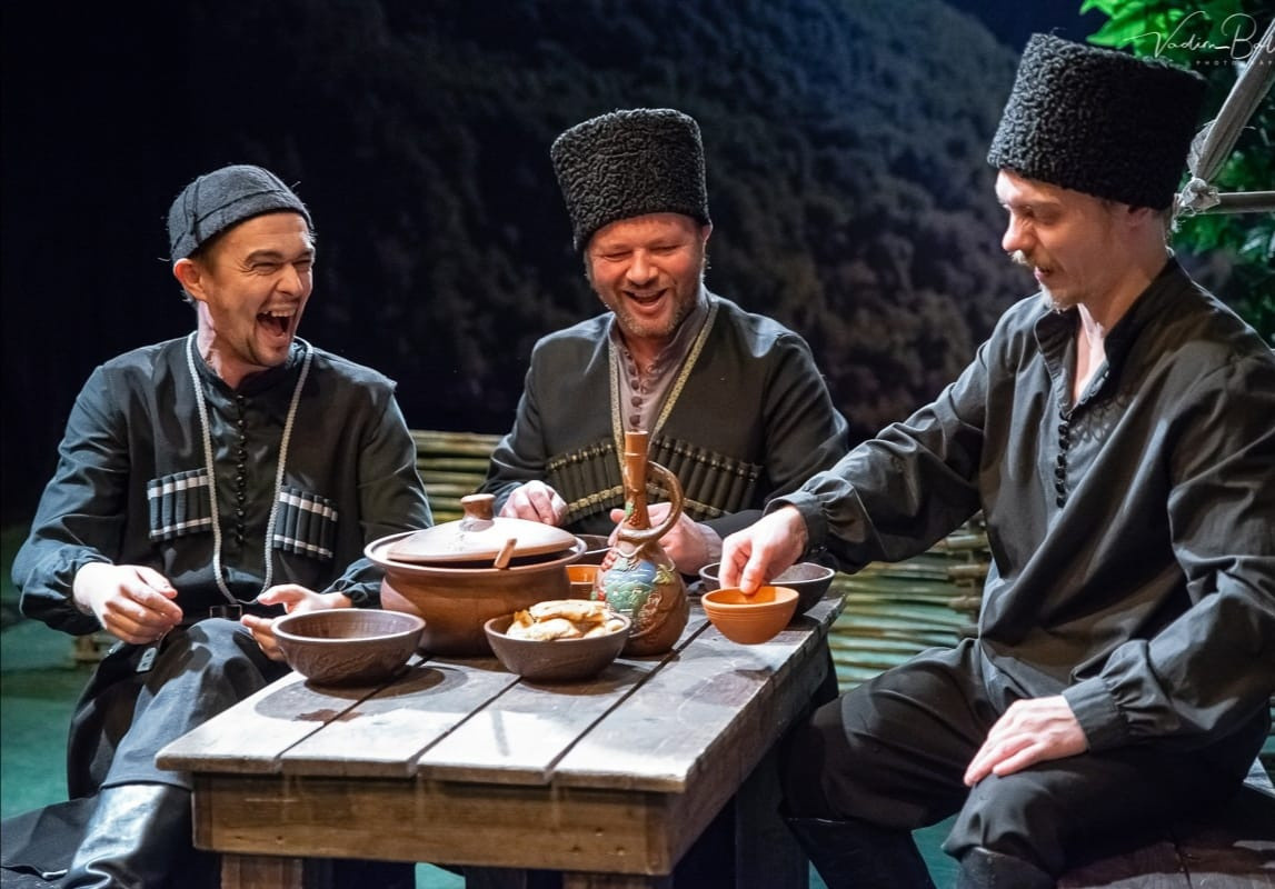 Большое гастрольное турне театра «У Моста». Журнал о самом особенном. Пермь и Пермский край