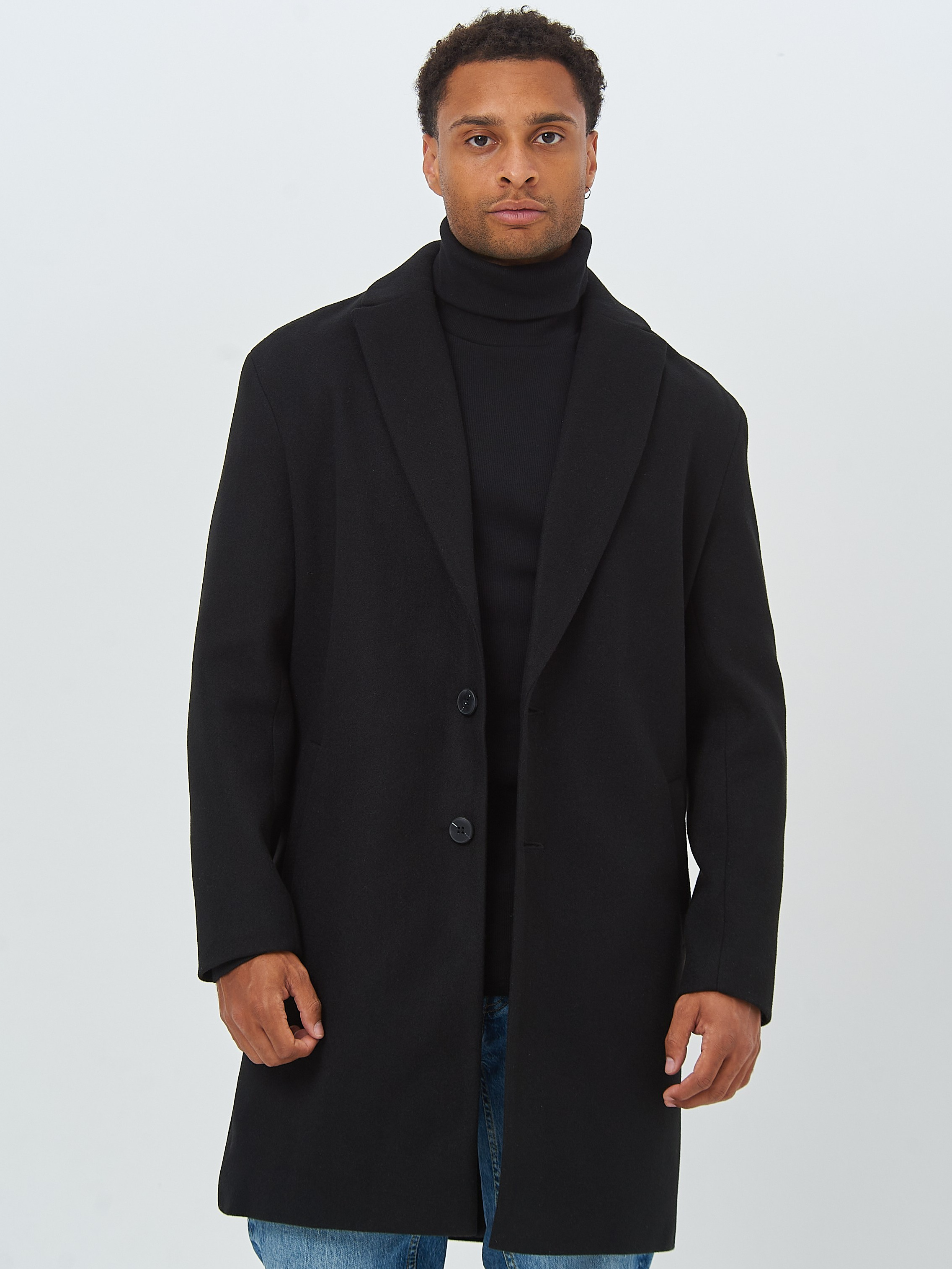 Продакшен г. Москва съемка мужской одежды, мужские модели, фото и видео, организация под ключ