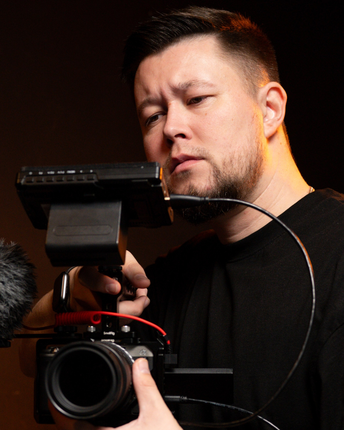 Контакты. Видеомейкер, видеооператор из Казани Ильнур Еналиев