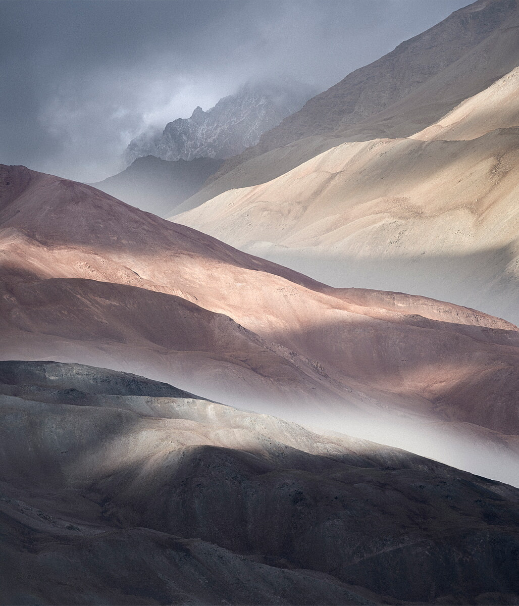 Победители премии Minimalist Photography Awards 2022 года. Фотограф — видеограф в Москве Дмитрий Менделеев