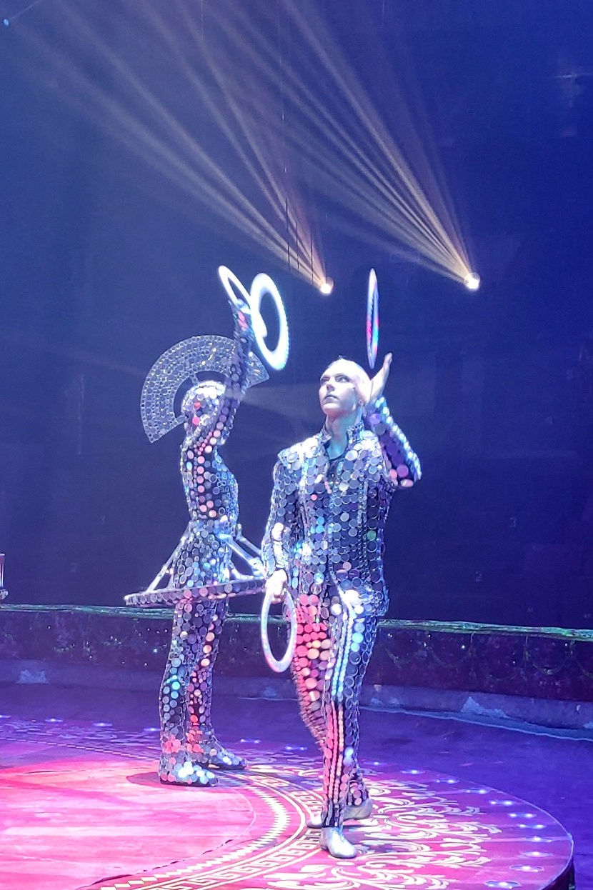 Королевский новогодний подарок Перми от Гии Эрадзе. Журнал о самом особенном. Пермь и Пермский край