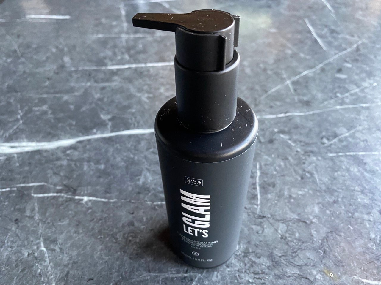 Отзыв на парфюмированный гель для душа LET’S GLAM от EWA Product - читать на сайте партнера