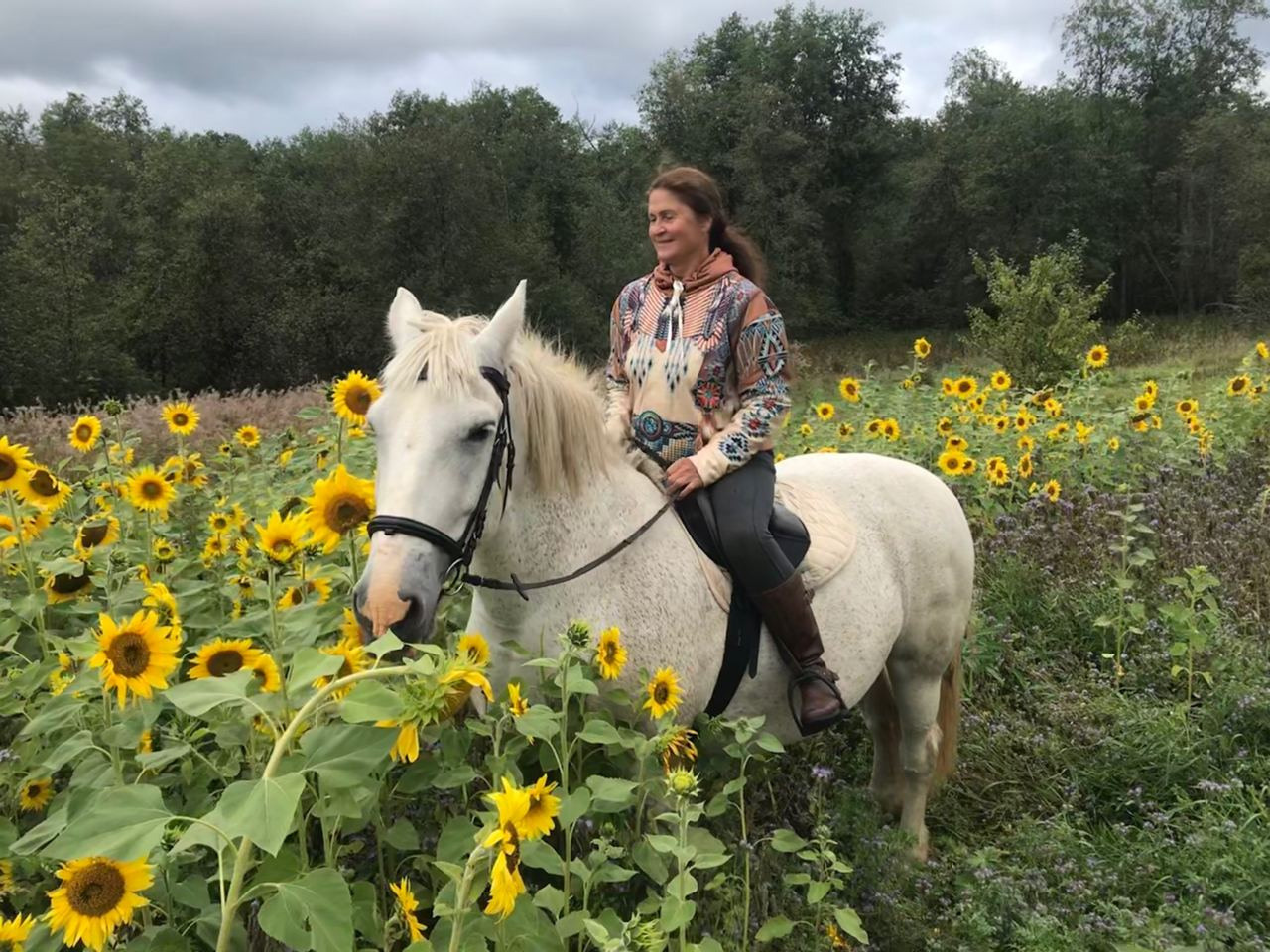 Команда экофермы Марии Гиппенрейтер. Эко отдых в Подмосковье в эко-отеле Марии Гиппенрейтер